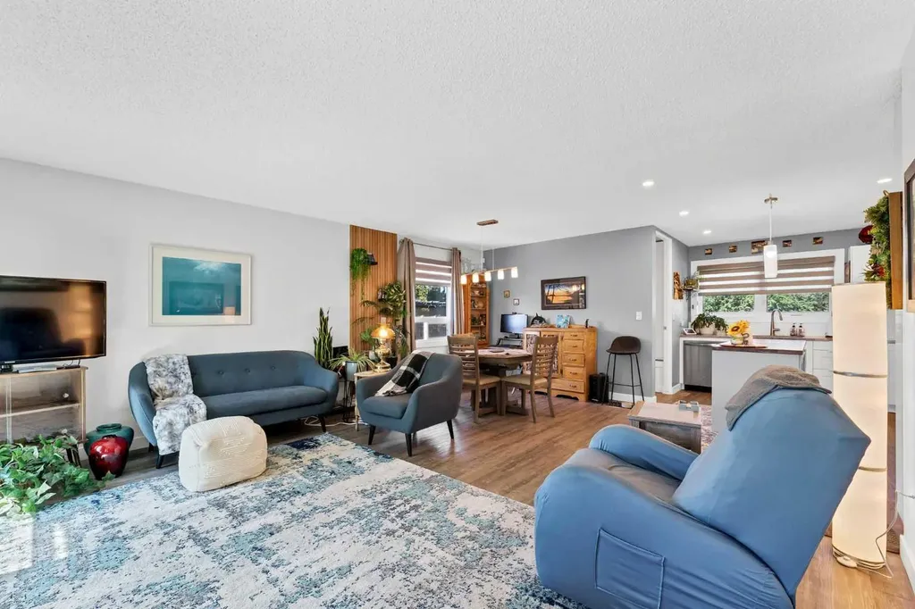 15 Rossdale Way SE Medicine Hat AB T1B1X5