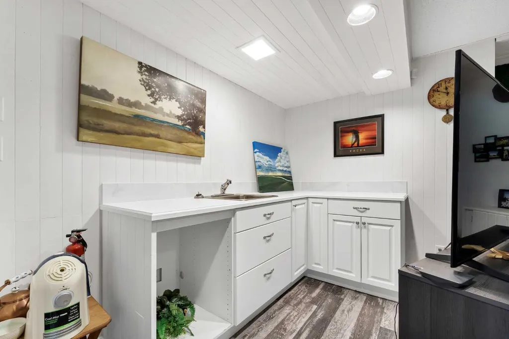 15 Rossdale Way SE Medicine Hat AB T1B1X5