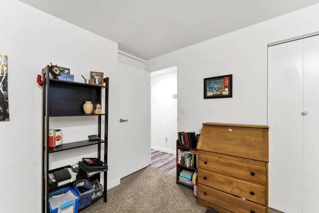 15 Rossdale Way SE Medicine Hat AB T1B1X5