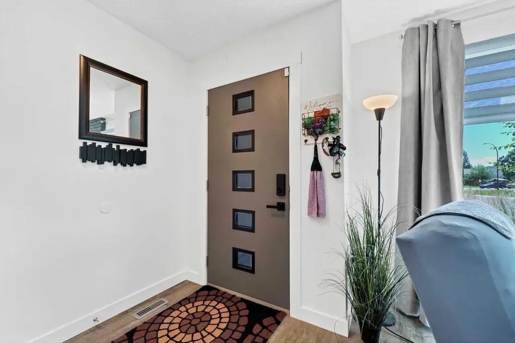 15 Rossdale Way SE Medicine Hat AB T1B1X5