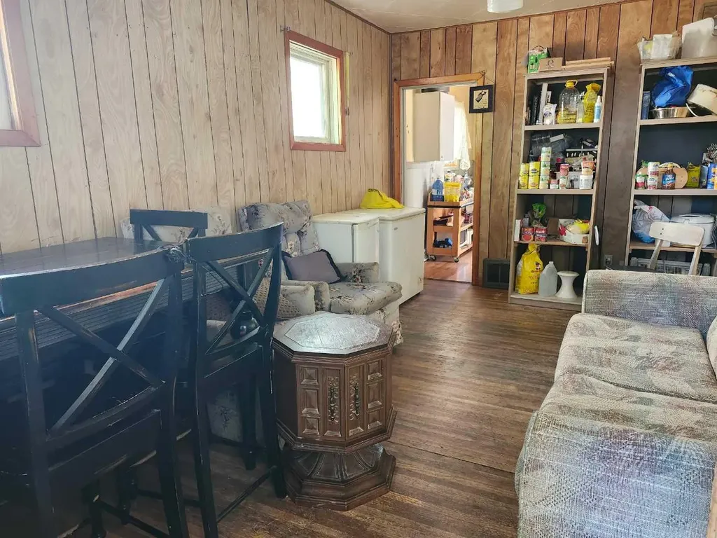 541 2 Avenue W Drumheller AB T0J0Y3