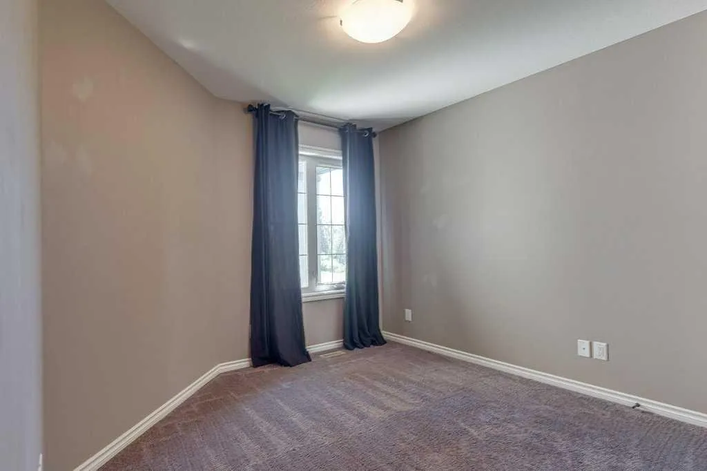 84 Windermere Close Red Deer AB T4N 2J8
