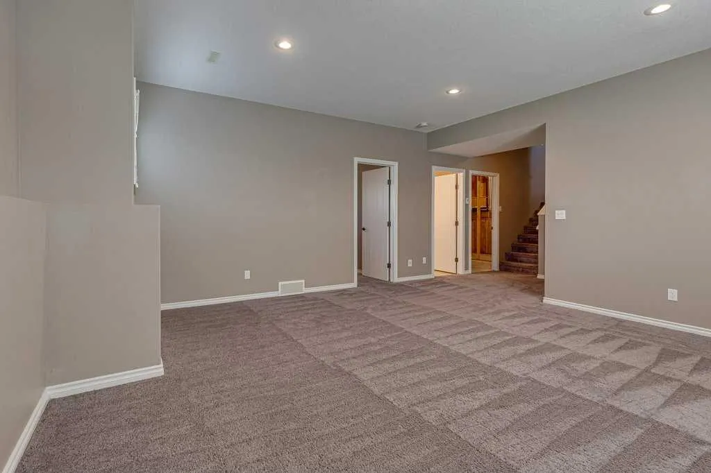 84 Windermere Close Red Deer AB T4N 2J8