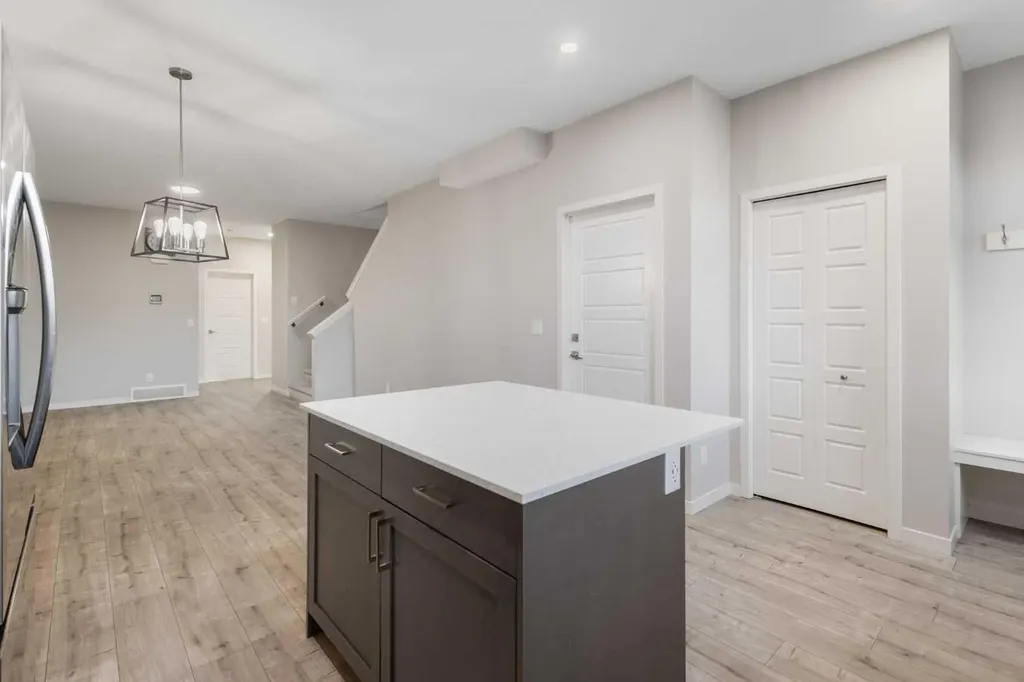 66 Aquila Way NW Calgary AB T3R 1Z7