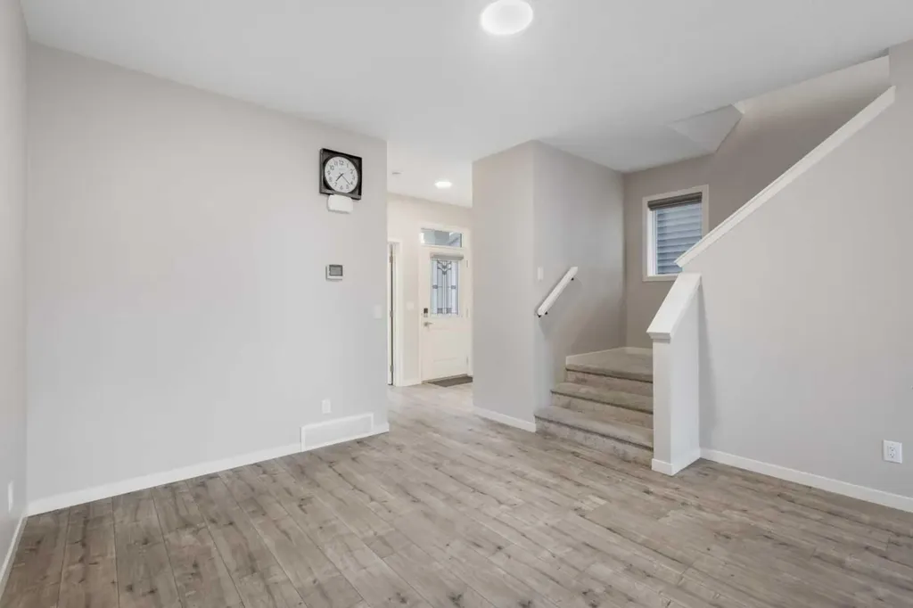 66 Aquila Way NW Calgary AB T3R 1Z7