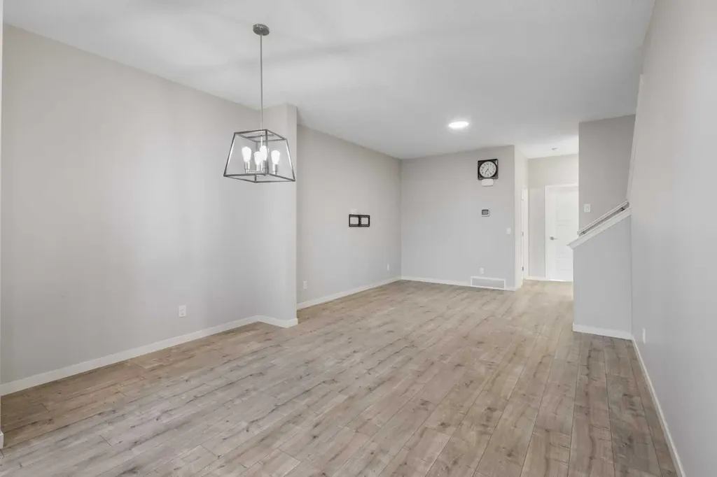66 Aquila Way NW Calgary AB T3R 1Z7