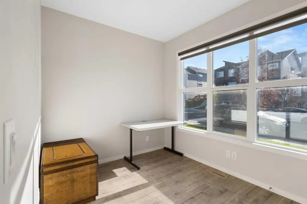 66 Aquila Way NW Calgary AB T3R 1Z7