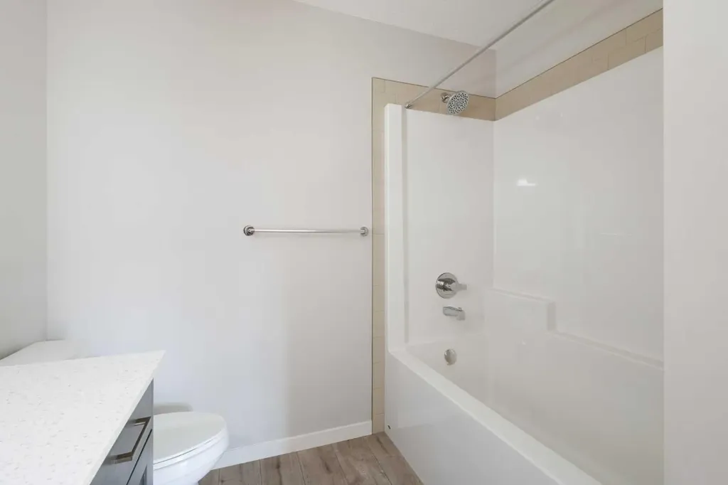 66 Aquila Way NW Calgary AB T3R 1Z7