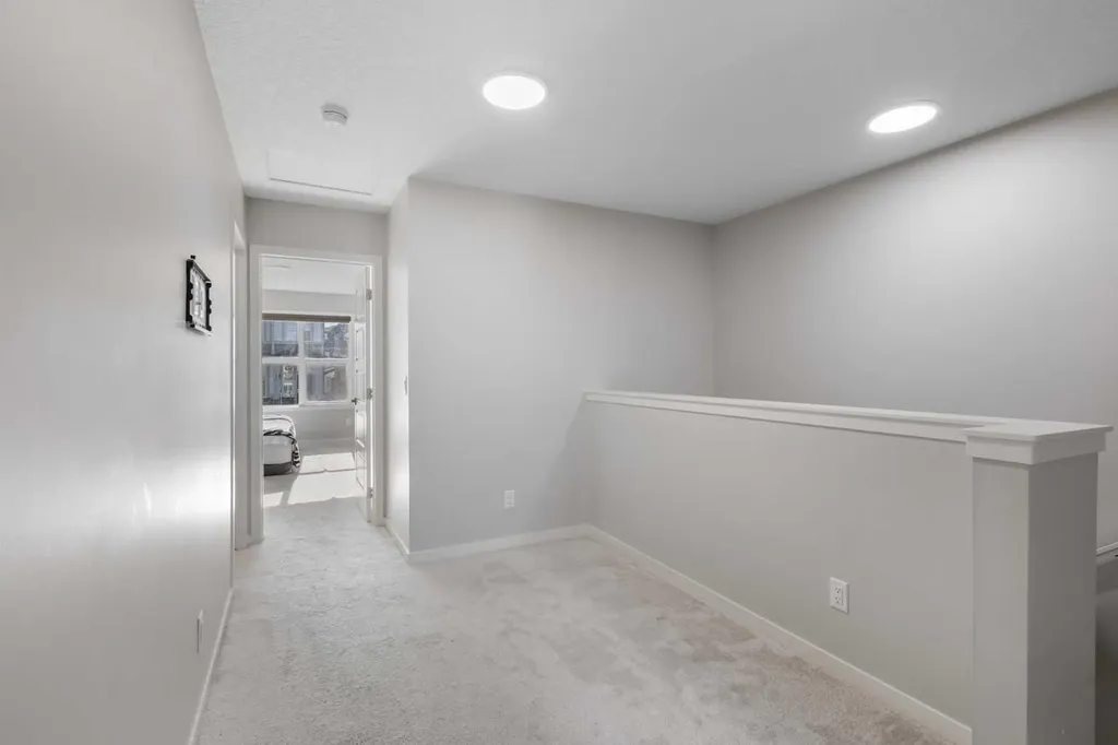 66 Aquila Way NW Calgary AB T3R 1Z7