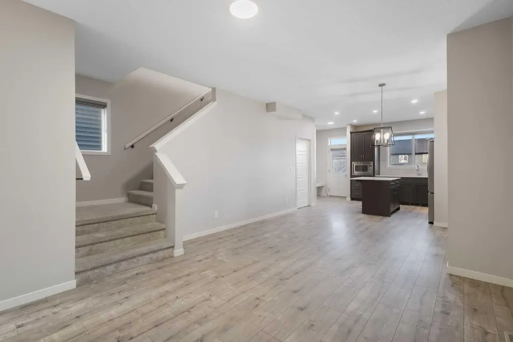 66 Aquila Way NW Calgary AB T3R 1Z7