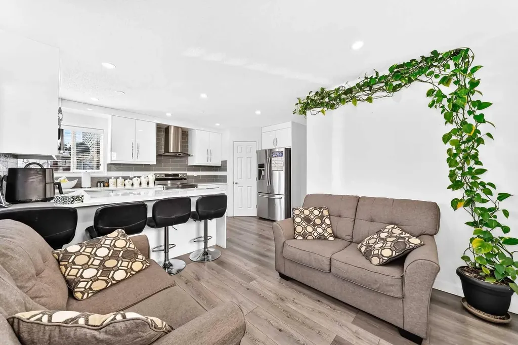 24 Taralake Road NE Calgary AB T3J 0B1