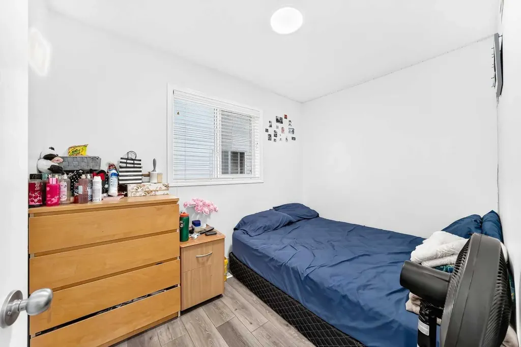24 Taralake Road NE Calgary AB T3J 0B1