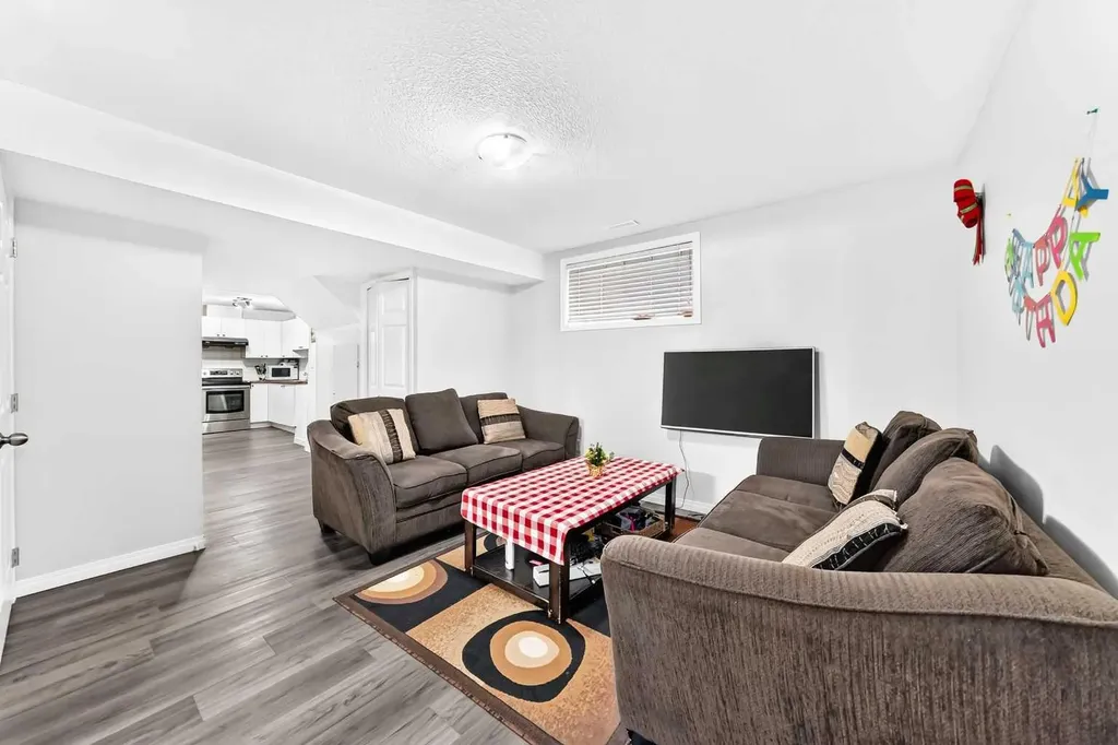 24 Taralake Road NE Calgary AB T3J 0B1