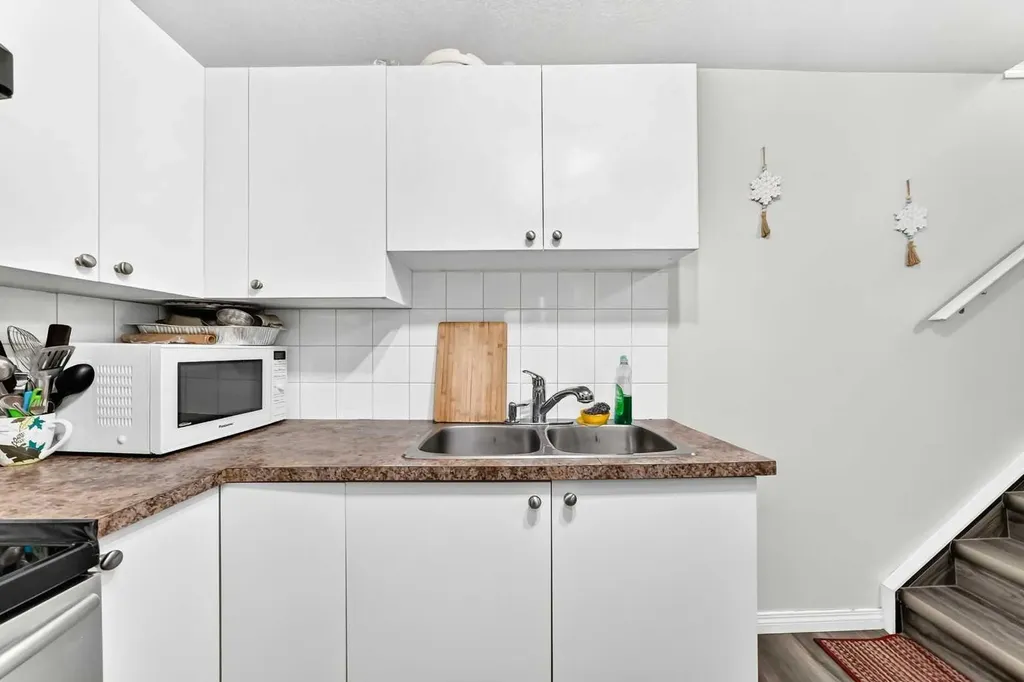 24 Taralake Road NE Calgary AB T3J 0B1