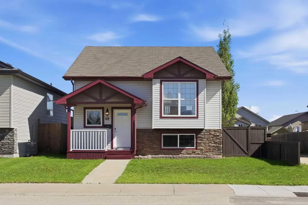 48 Vanson Close Red Deer AB T4R 0G6