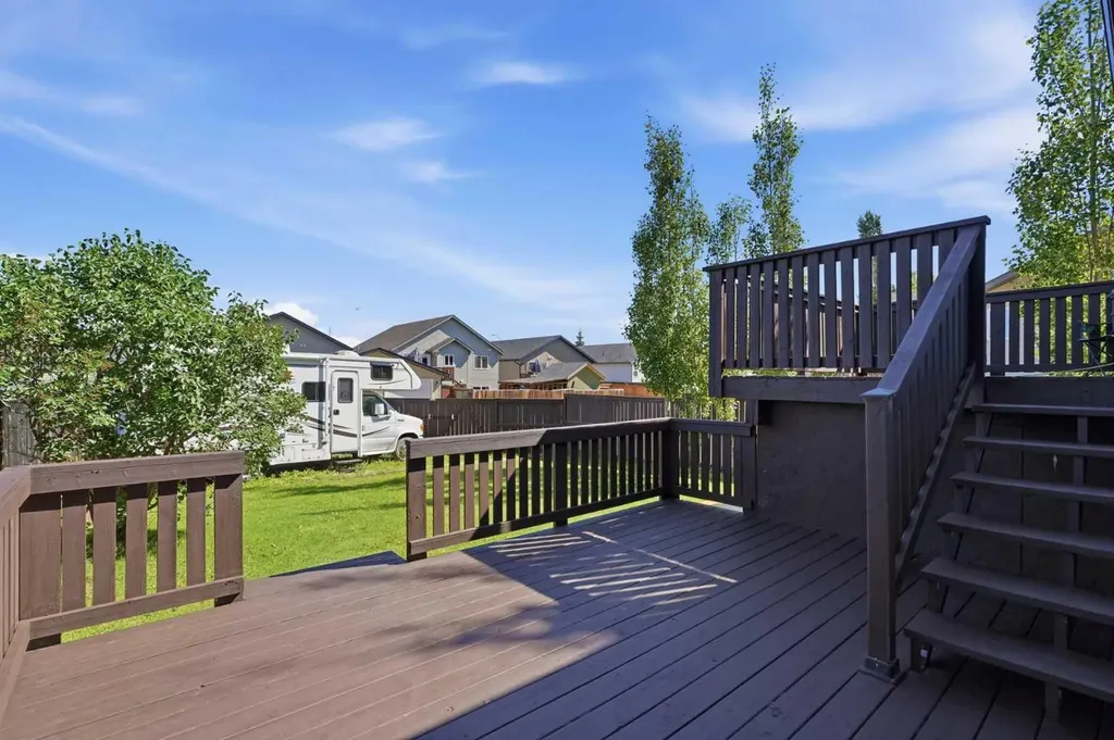 48 Vanson Close Red Deer AB T4R 0G6