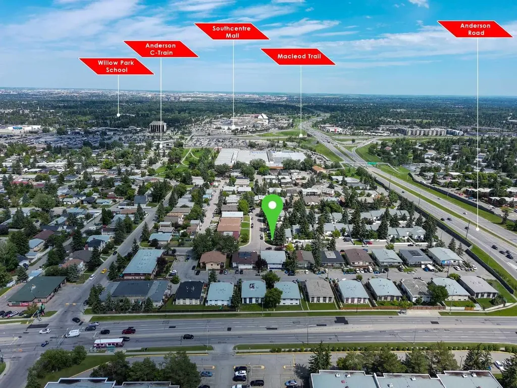 101 Sabrina Way SW Calgary AB T2W 4J4