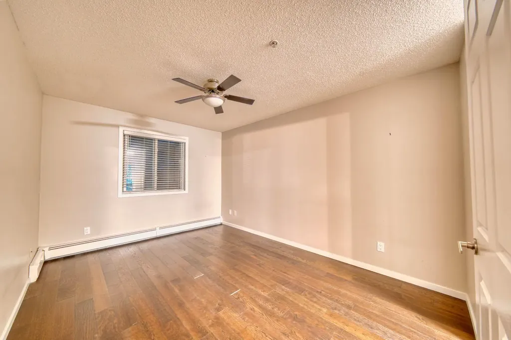 290 Shawville Way SE Calgary AB T2Y 3Z9
