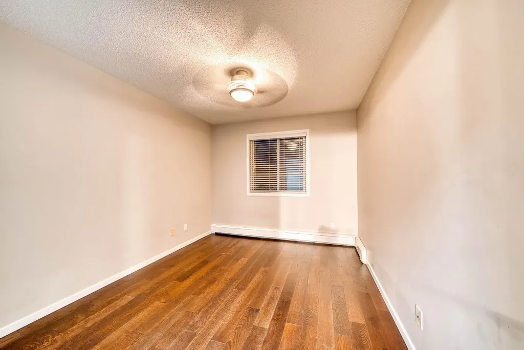 290 Shawville Way SE Calgary AB T2Y 3Z9