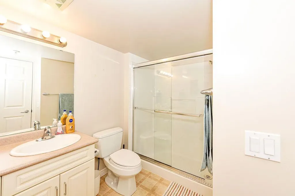 5419 49 Avenue Camrose AB T4V 0N6
