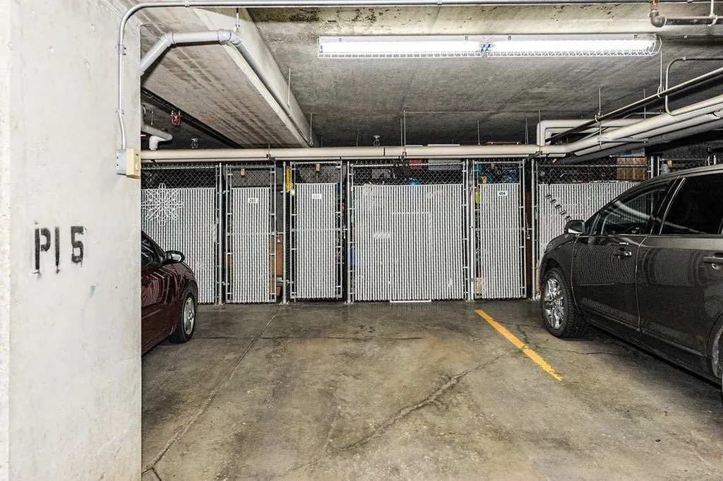 5419 49 Avenue Camrose AB T4V 0N6