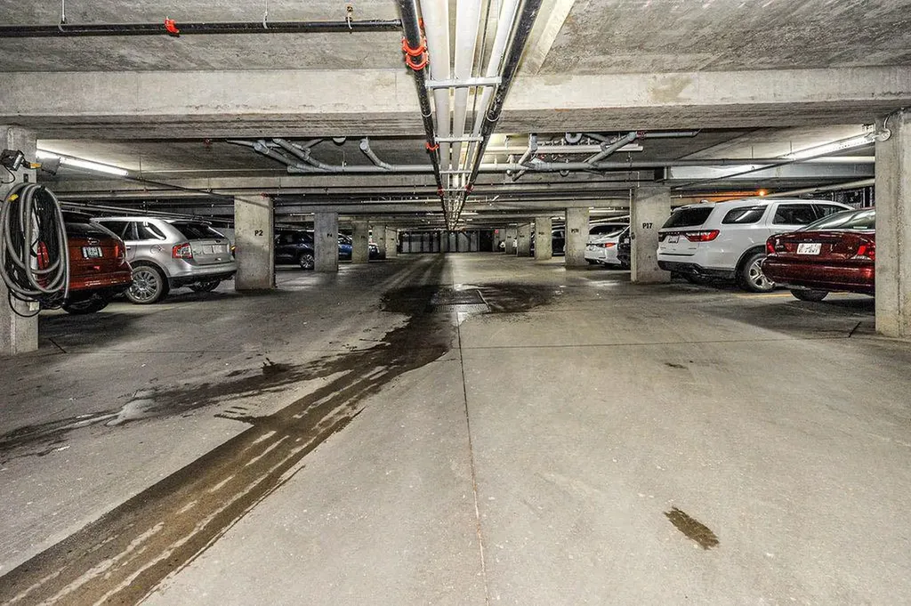 5419 49 Avenue Camrose AB T4V 0N6