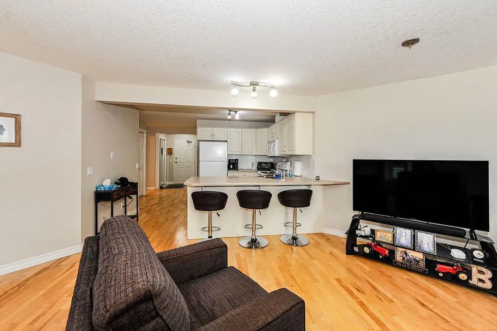 5419 49 Avenue Camrose AB T4V 0N6