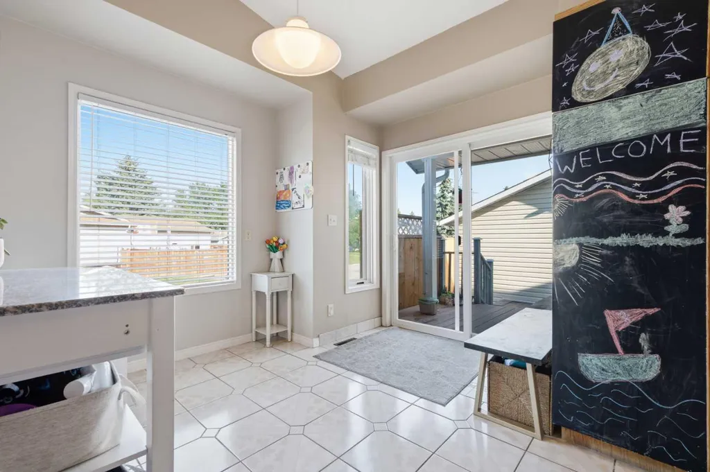 128 Sunvale Crescent SE Calgary AB T2X2S5