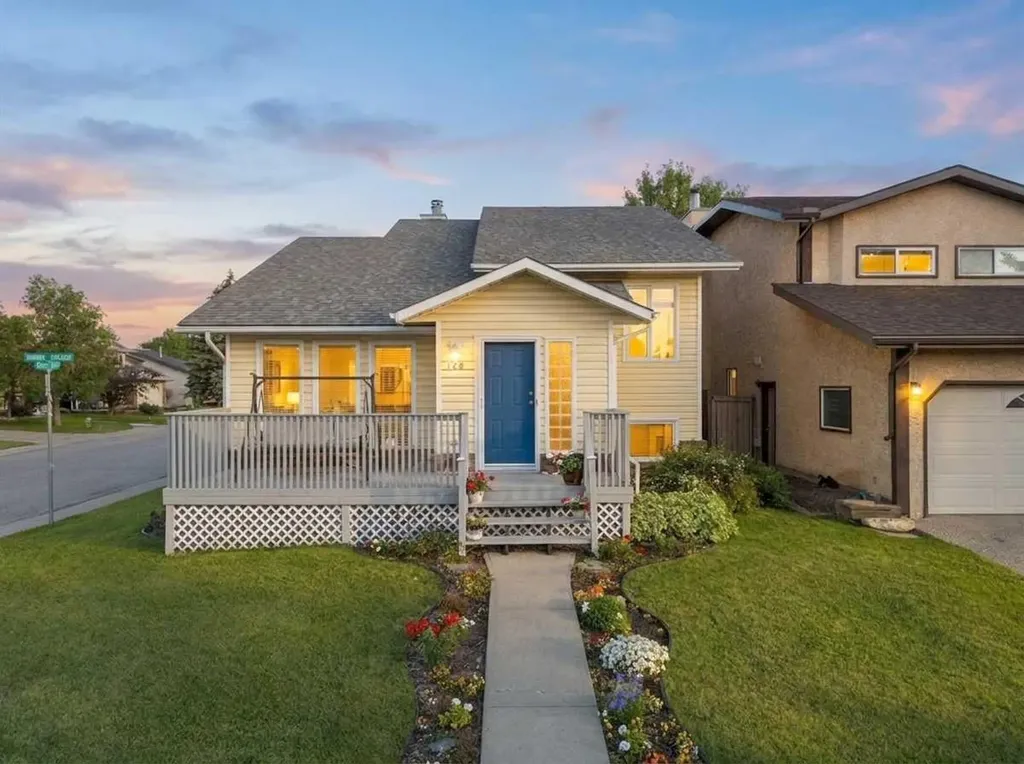 128 Sunvale Crescent SE Calgary AB T2X2S5