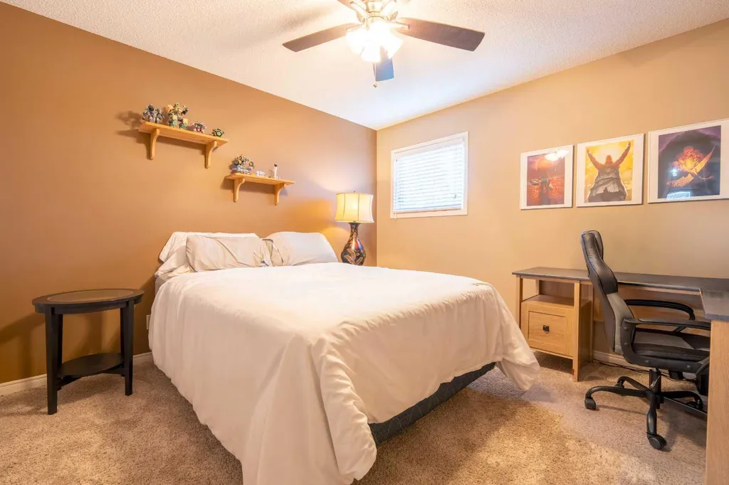 128 Sunvale Crescent SE Calgary AB T2X2S5
