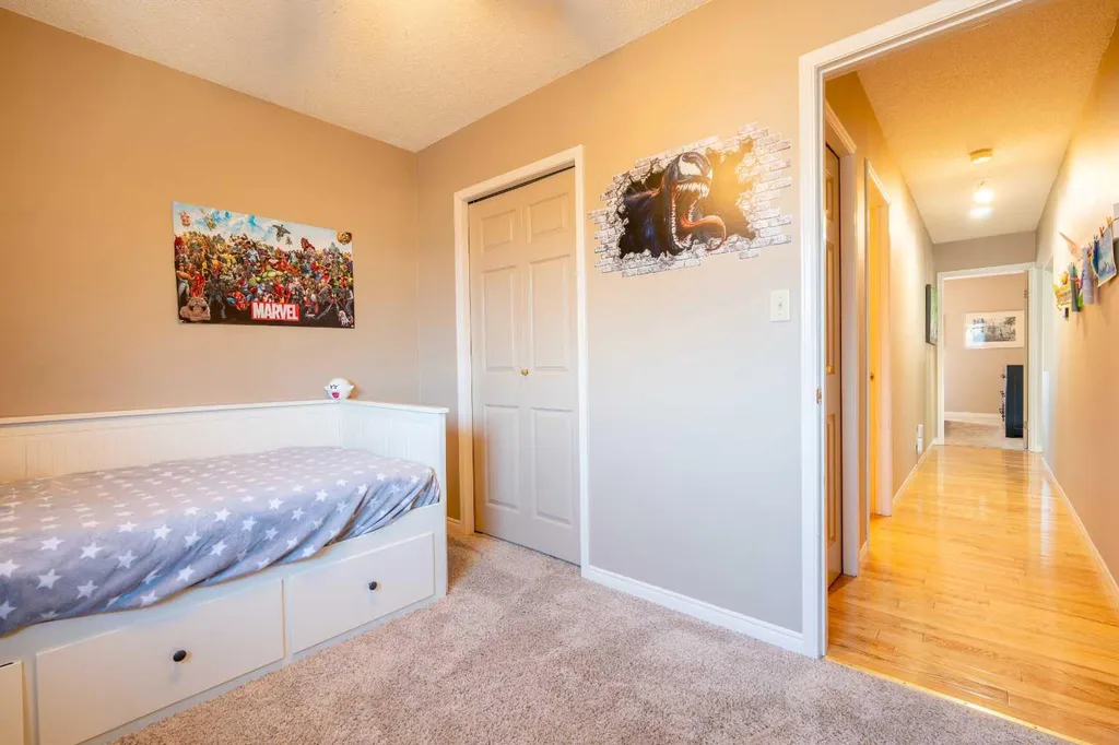 128 Sunvale Crescent SE Calgary AB T2X2S5