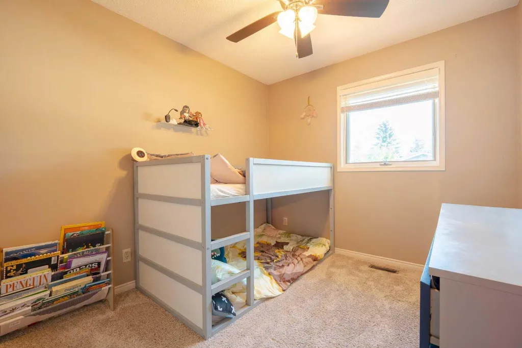 128 Sunvale Crescent SE Calgary AB T2X2S5