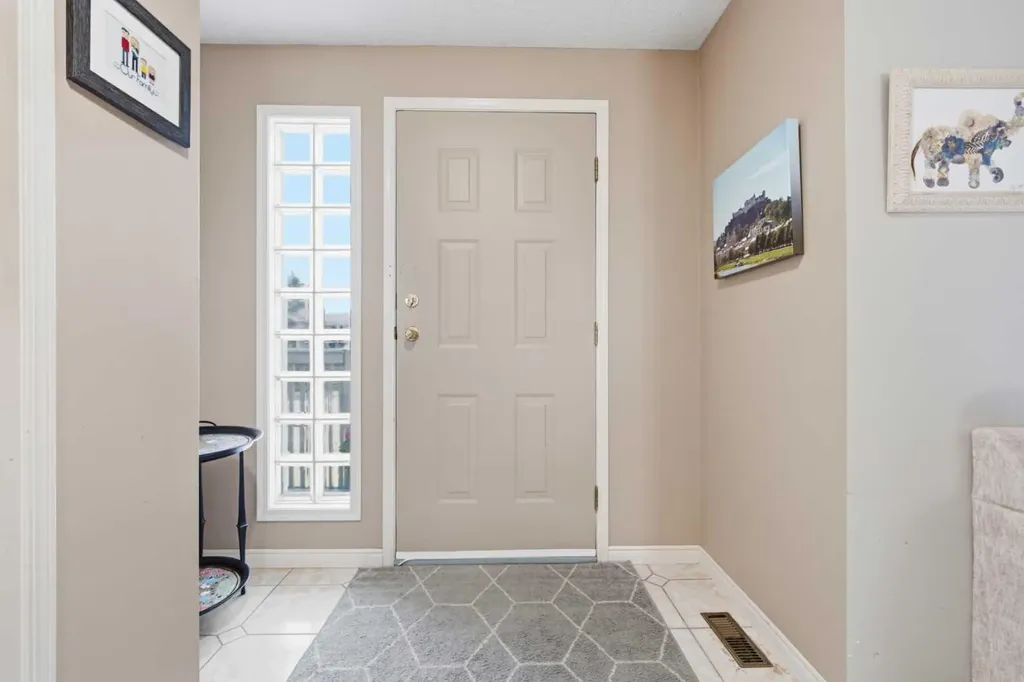128 Sunvale Crescent SE Calgary AB T2X2S5