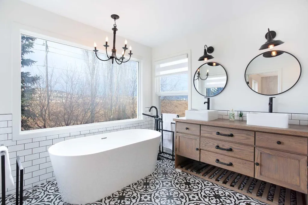 90 Discovery Ridge Road SW Calgary AB T3H 4R4