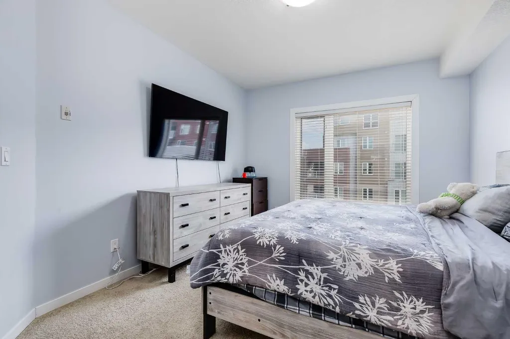 604 East Lake Boulevard NE Airdrie AB T4A 0G5