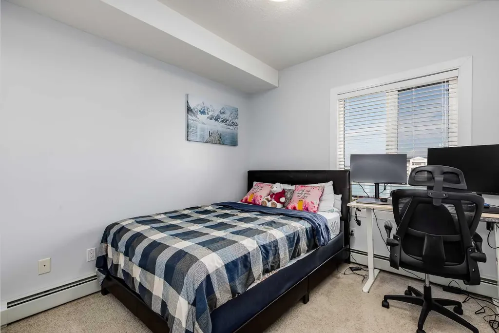 604 East Lake Boulevard NE Airdrie AB T4A 0G5
