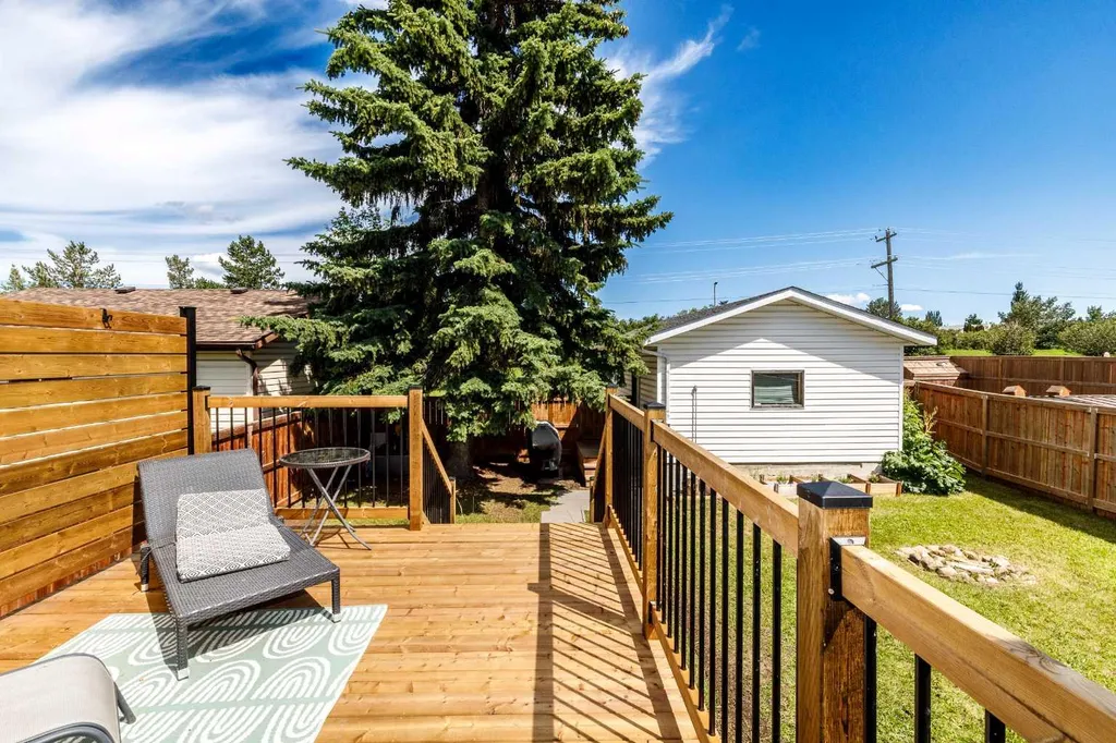 41 Mcdougall Crescent Red Deer AB T4R 1T2