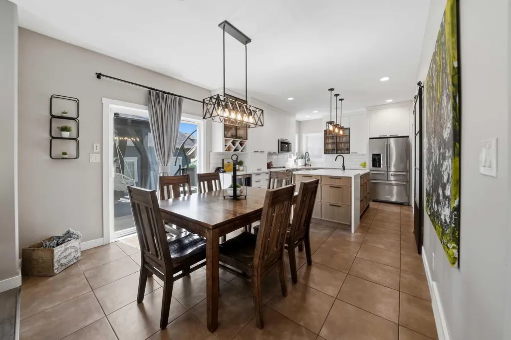 4002 45 Avenue Sylvan Lake AB T4S 0C1