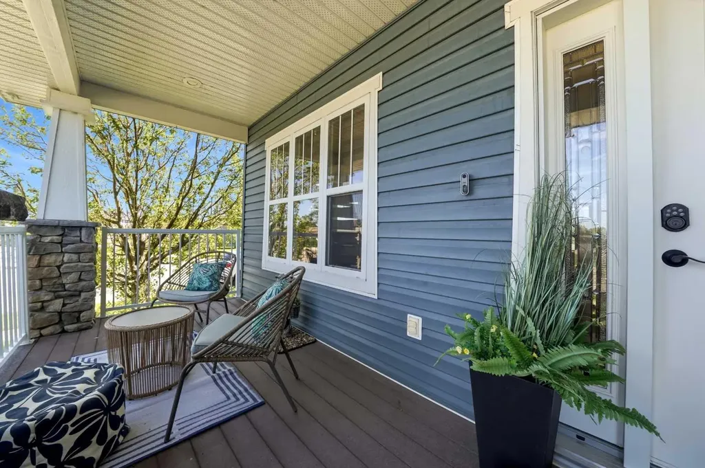 4002 45 Avenue Sylvan Lake AB T4S 0C1