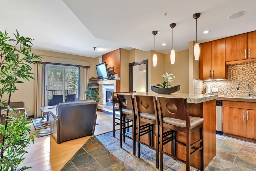 1818 Mountain Avenue Canmore AB T1W 1L7