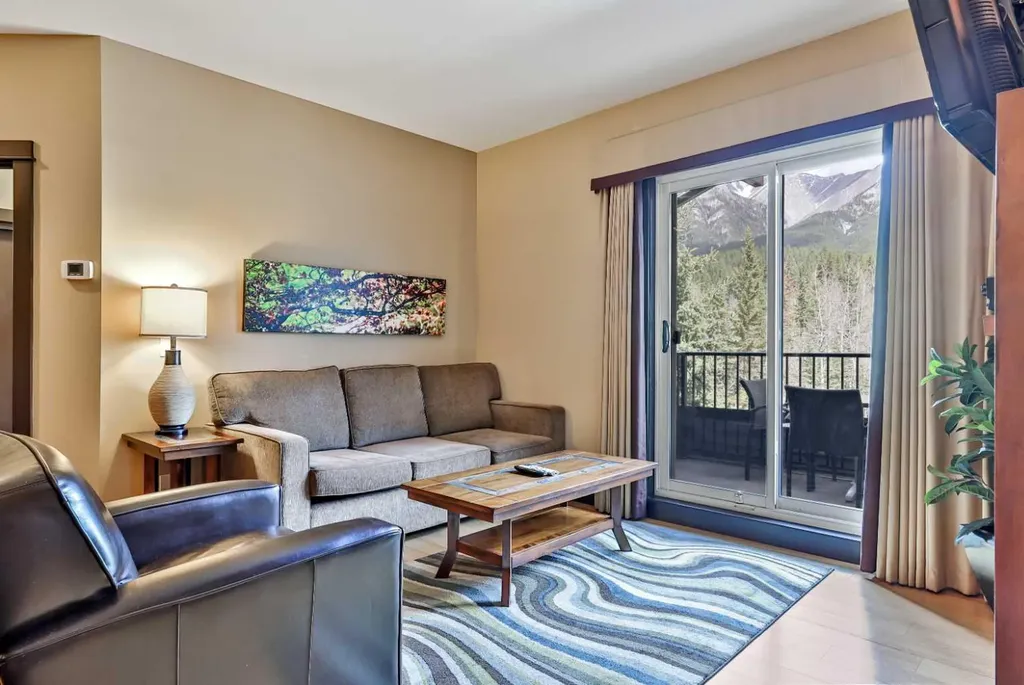 1818 Mountain Avenue Canmore AB T1W 1L7