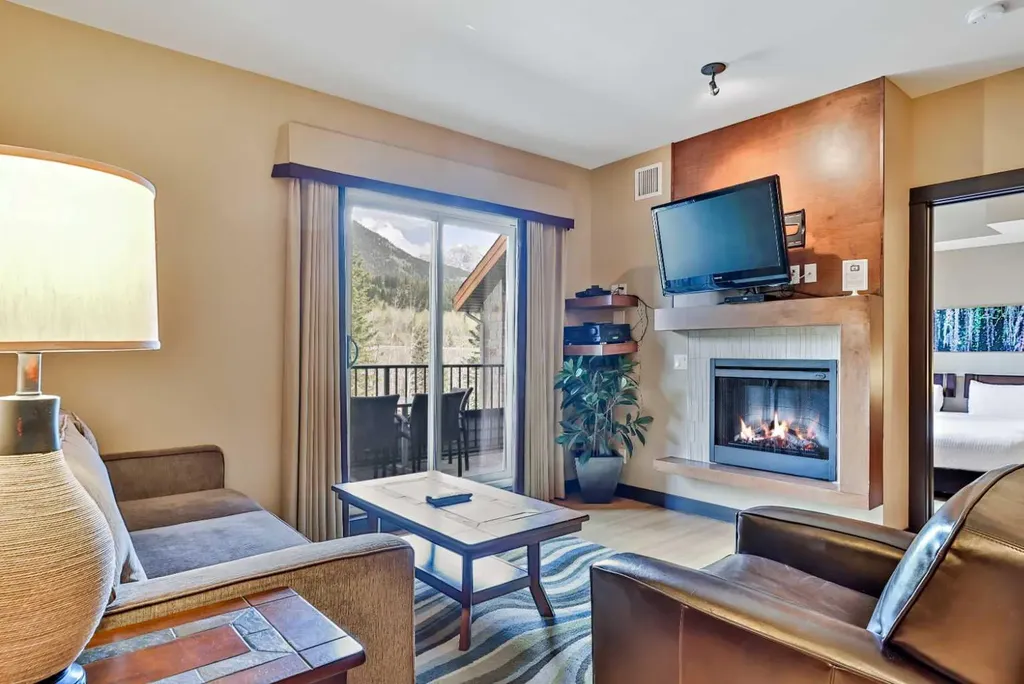 1818 Mountain Avenue Canmore AB T1W 1L7