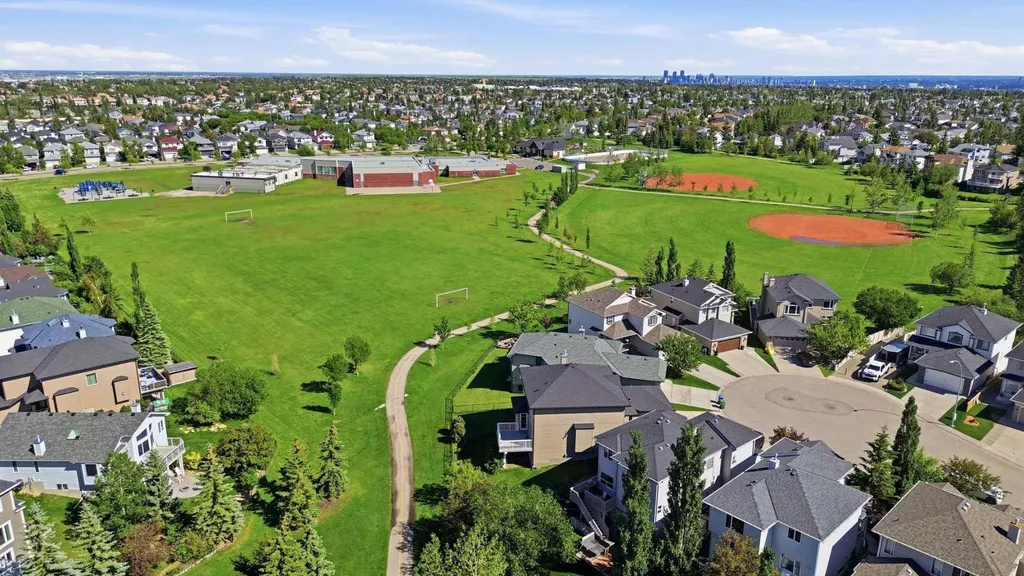 79 Citadel Crest Heath NW Calgary AB T3G 4W4