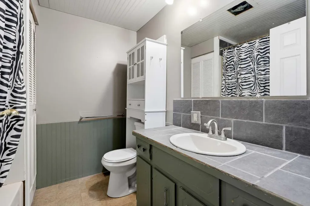 53009 Highway 587 Rural Clearwater County AB T0M 1C0