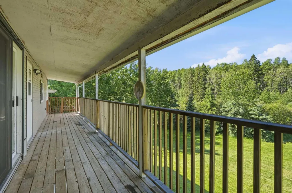 53009 Highway 587 Rural Clearwater County AB T0M 1C0