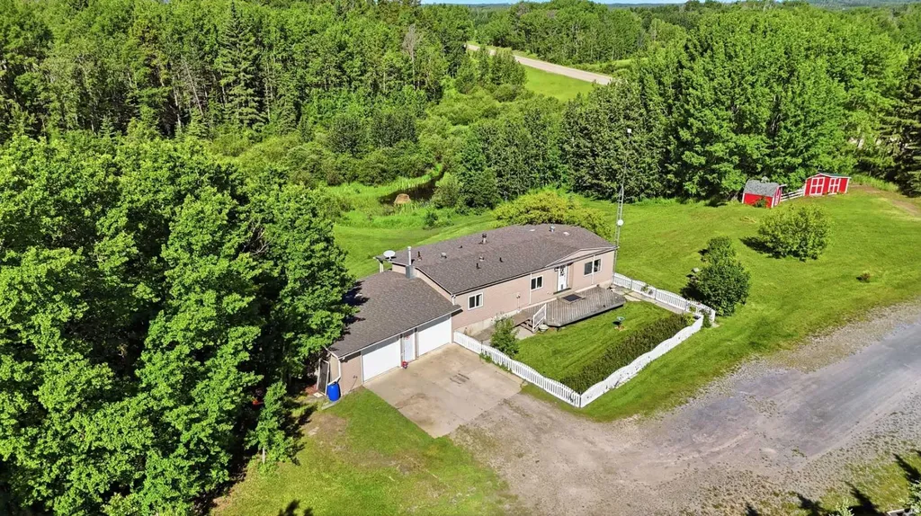 53009 Highway 587 Rural Clearwater County AB T0M 1C0