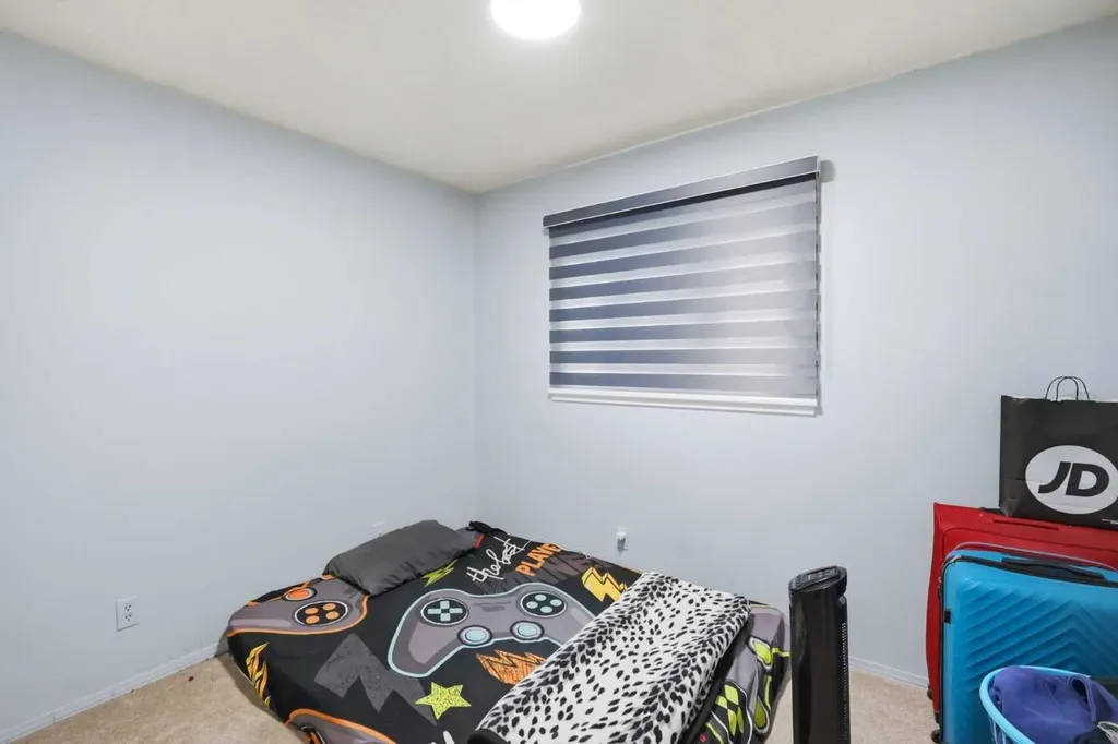 65 Falmere Way NE Calgary AB T3J 2Y7