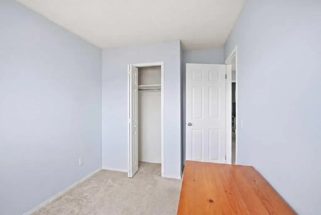 65 Falmere Way NE Calgary AB T3J 2Y7