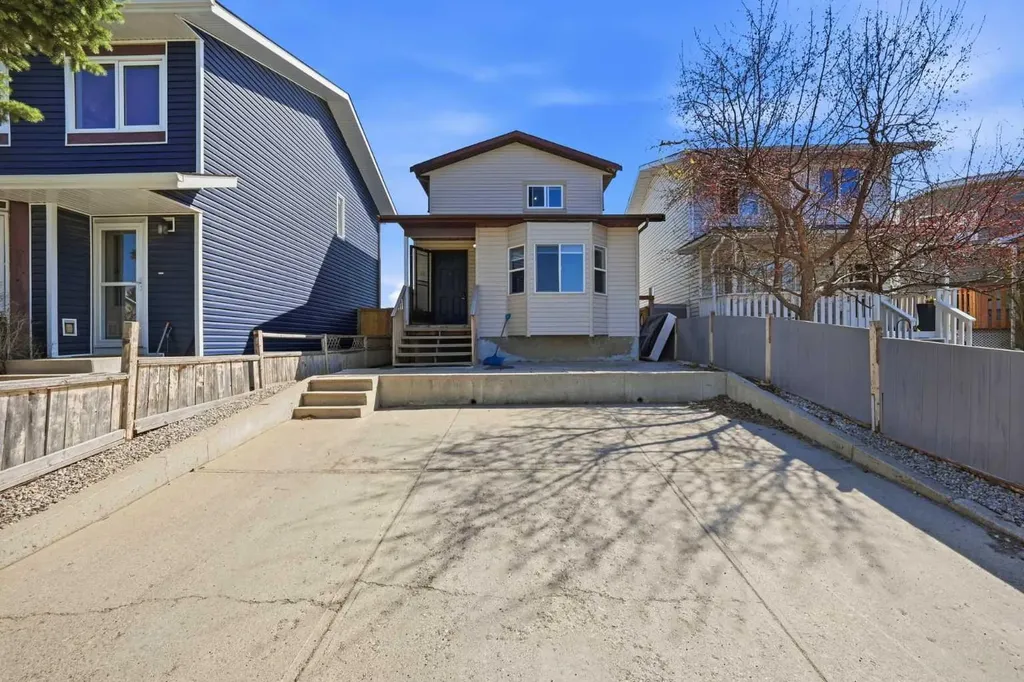 65 Falmere Way NE Calgary AB T3J 2Y7
