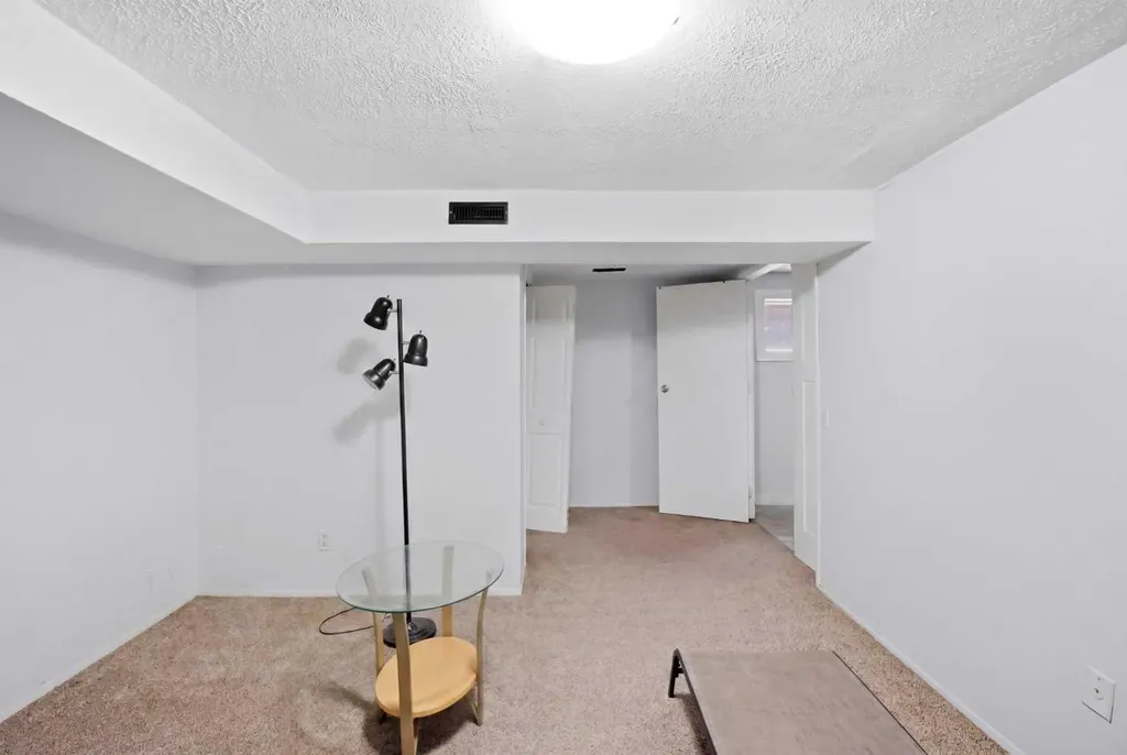 65 Falmere Way NE Calgary AB T3J 2Y7